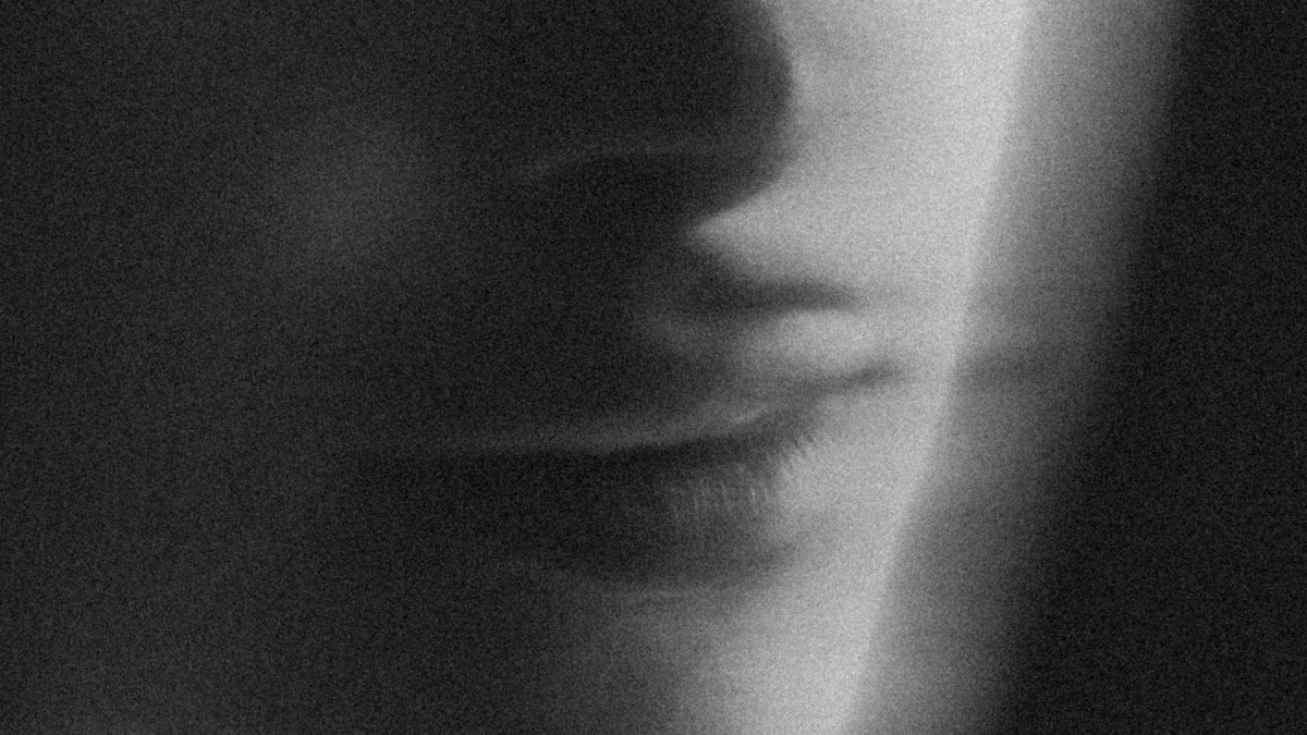 Женщина не выбирает себя не потому, что «себя не любит»