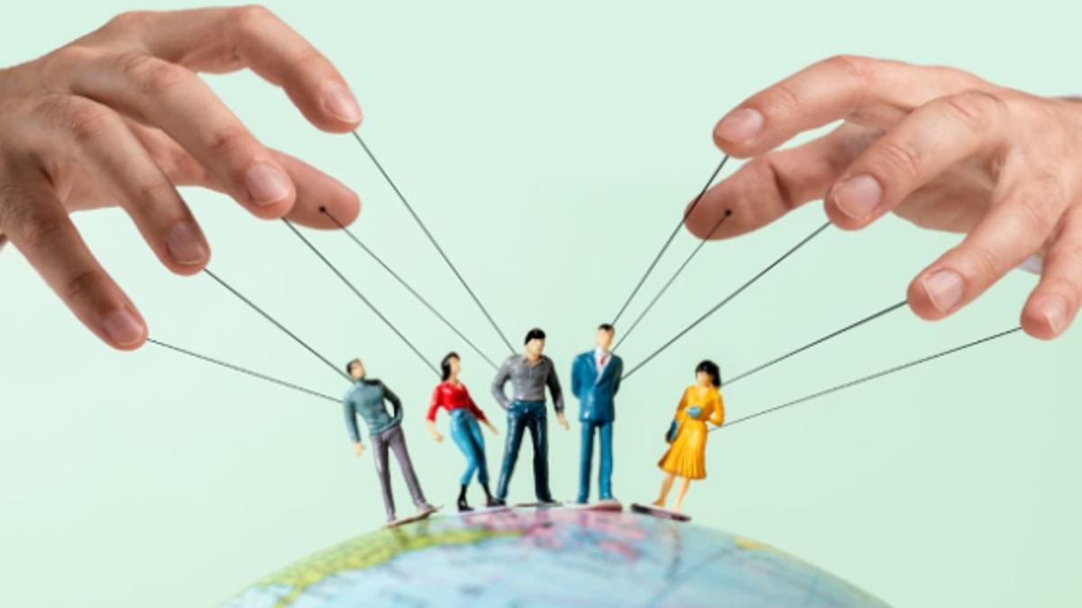 Маніпуляції поруч: як нами керують, навіть коли ми цього не помічаємо