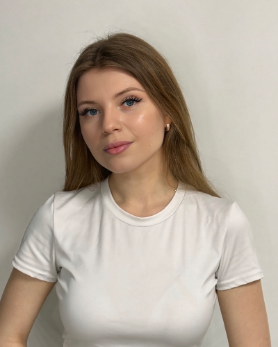 Аня