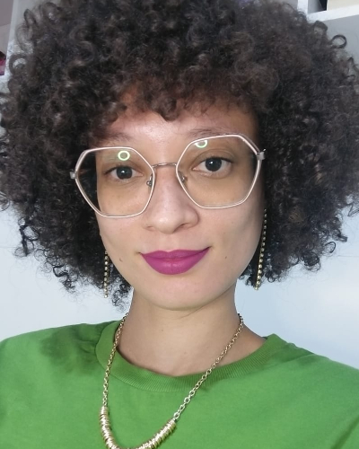 Emília