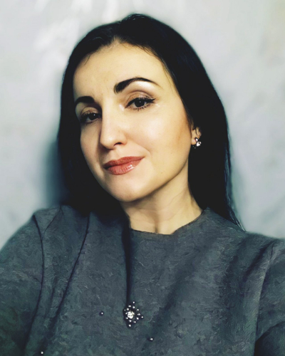 Олена
